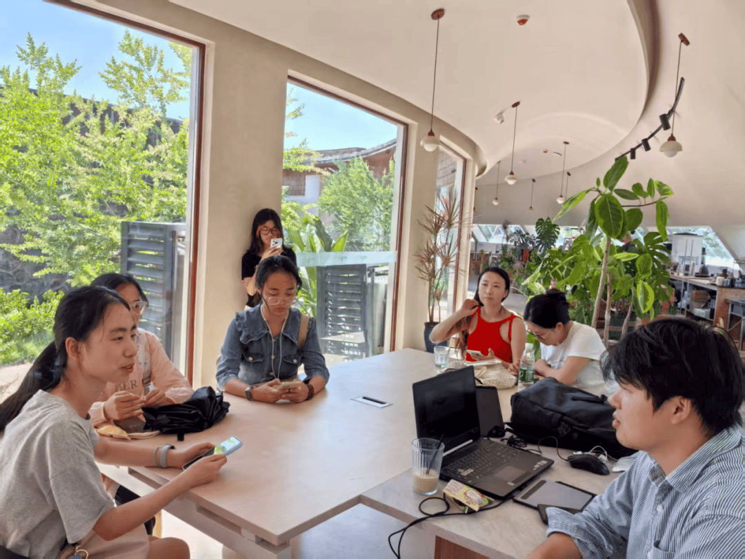 际数字游民社区：解锁“边工作边度假”的生活密码ky开元棋牌青筑乡野 青峦智驿研究队深入资阳国(图2)